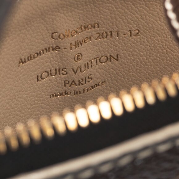 Louis Vuitton Lockit BB Monogram Fetish Tote - Picture 11 of 12